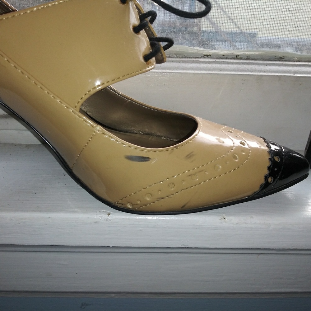 Pumps - Picture 5 of 5